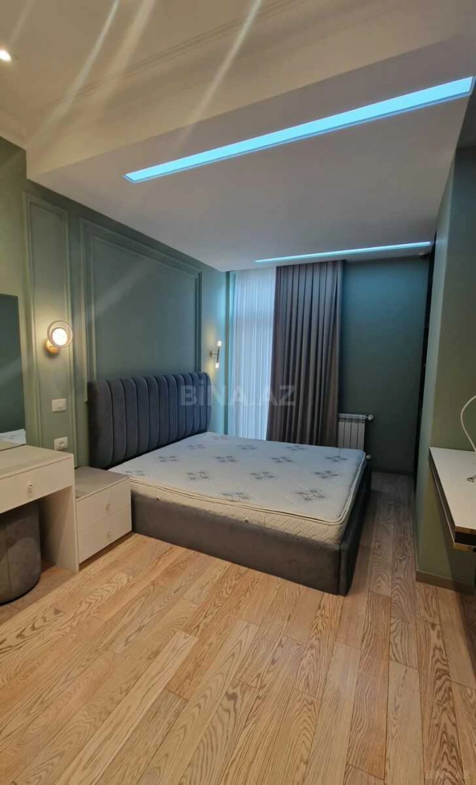 Satılır 3 otaqlı mənzil 107 m²