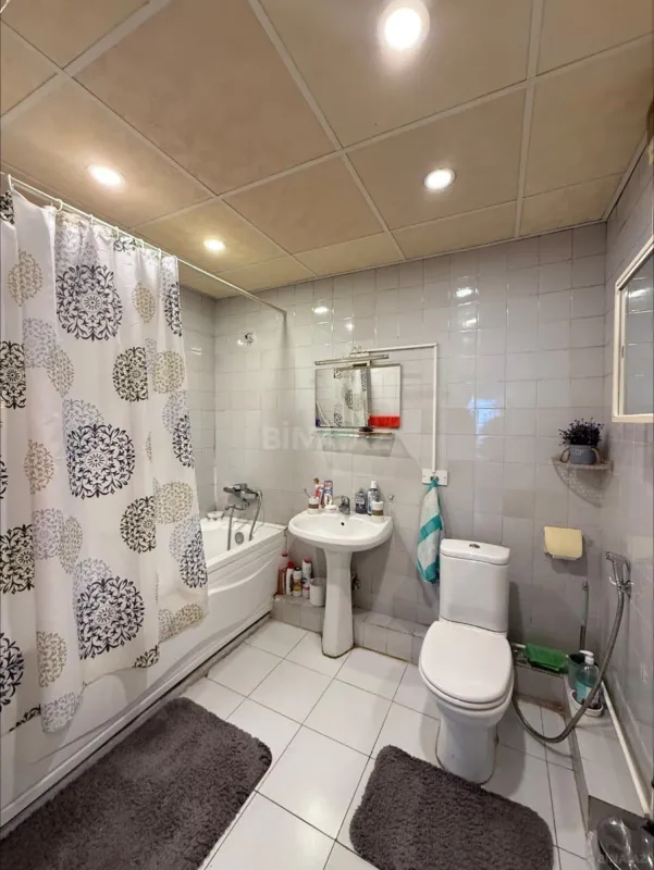 Satılır 3 otaqlı mənzil 110 m²