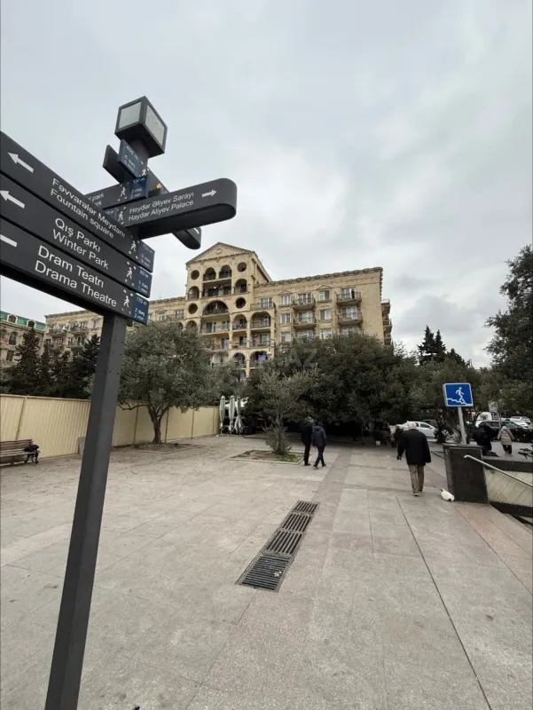 Satılır 3 otaqlı mənzil 110 m²