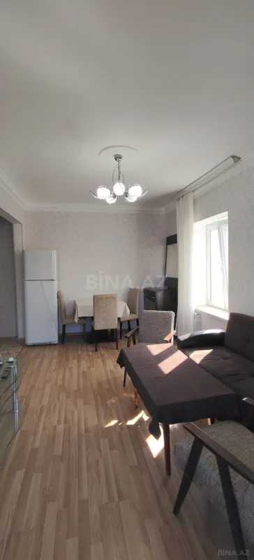 Kirayə verilir 2 otaqlı mənzil 40 m²