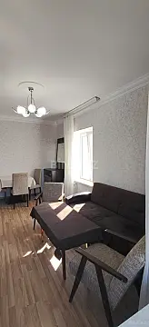Kirayə verilir 2 otaqlı mənzil 40 m²