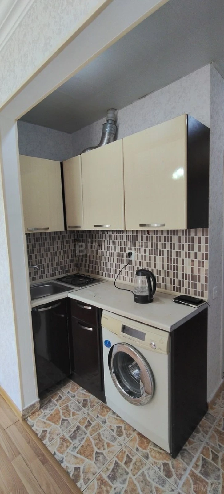 Kirayə verilir 2 otaqlı mənzil 40 m²