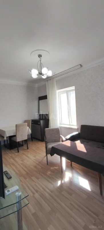 Kirayə verilir 2 otaqlı mənzil 40 m²