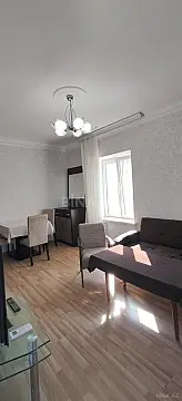 Kirayə verilir 2 otaqlı mənzil 40 m²