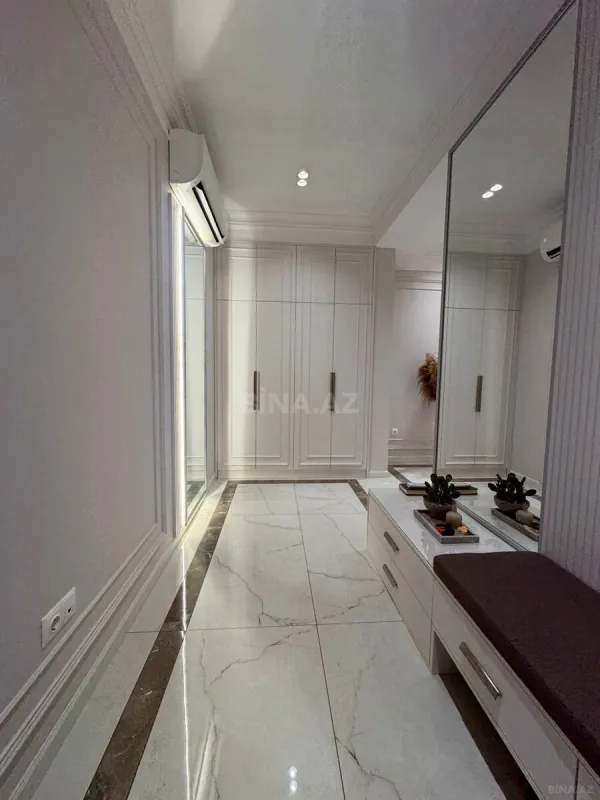 Kirayə verilir 2 otaqlı mənzil 90 m²