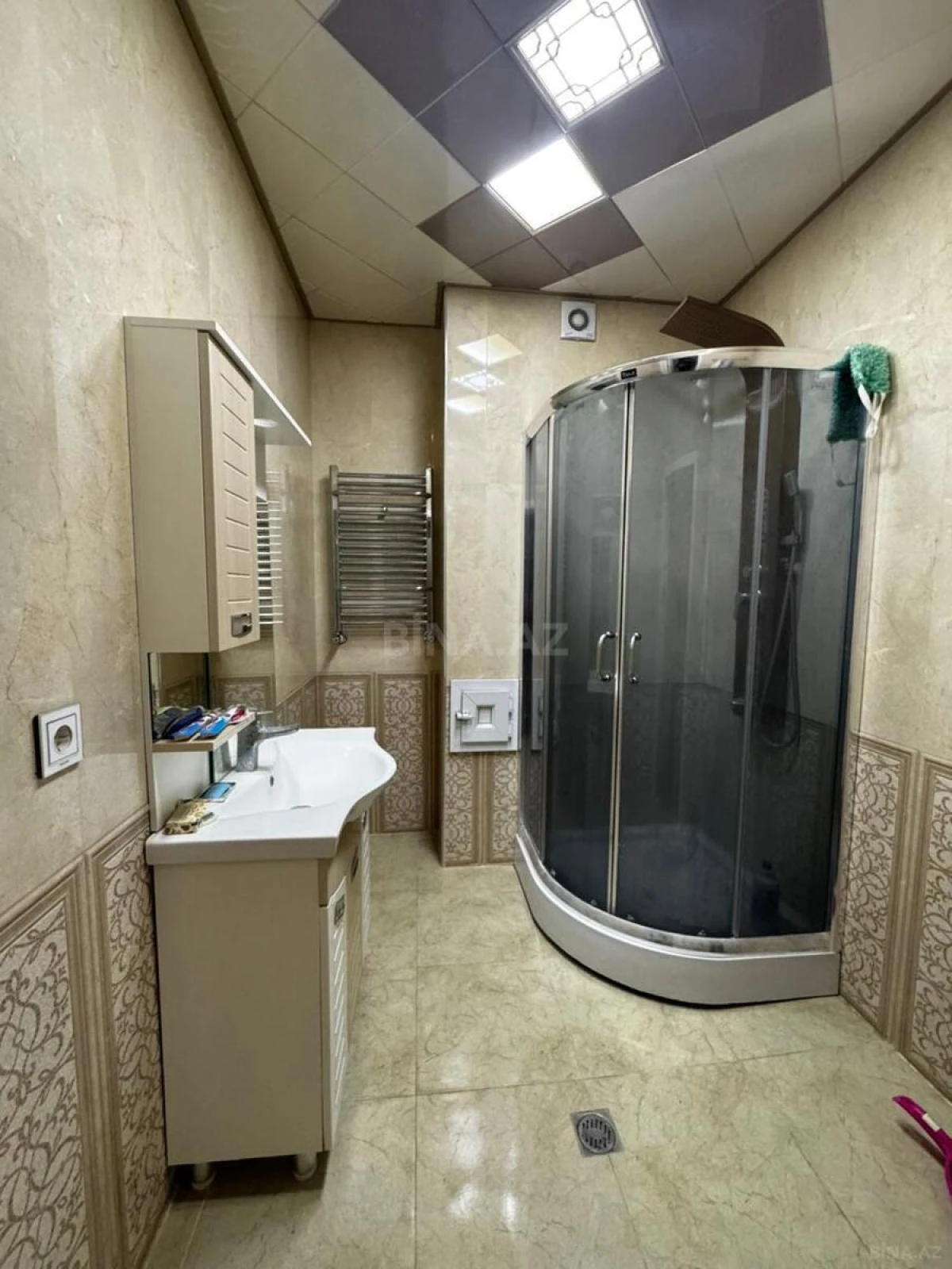 Satılır 3 otaqlı mənzil 105 m²