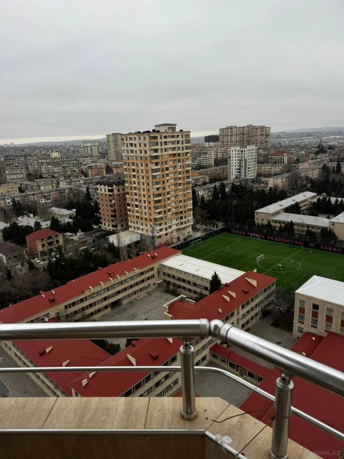 Satılır 3 otaqlı mənzil 105 m²