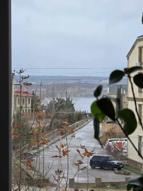 Satılır 3 otaqlı mənzil 120 m²