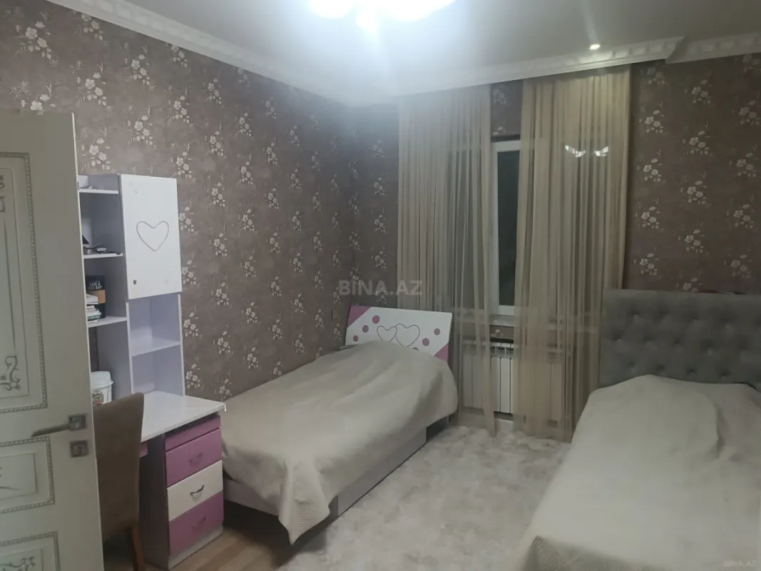 Satılır 3 otaqlı mənzil 120 m²