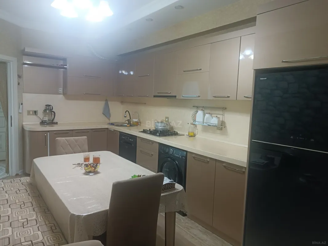 Satılır 3 otaqlı mənzil 120 m²
