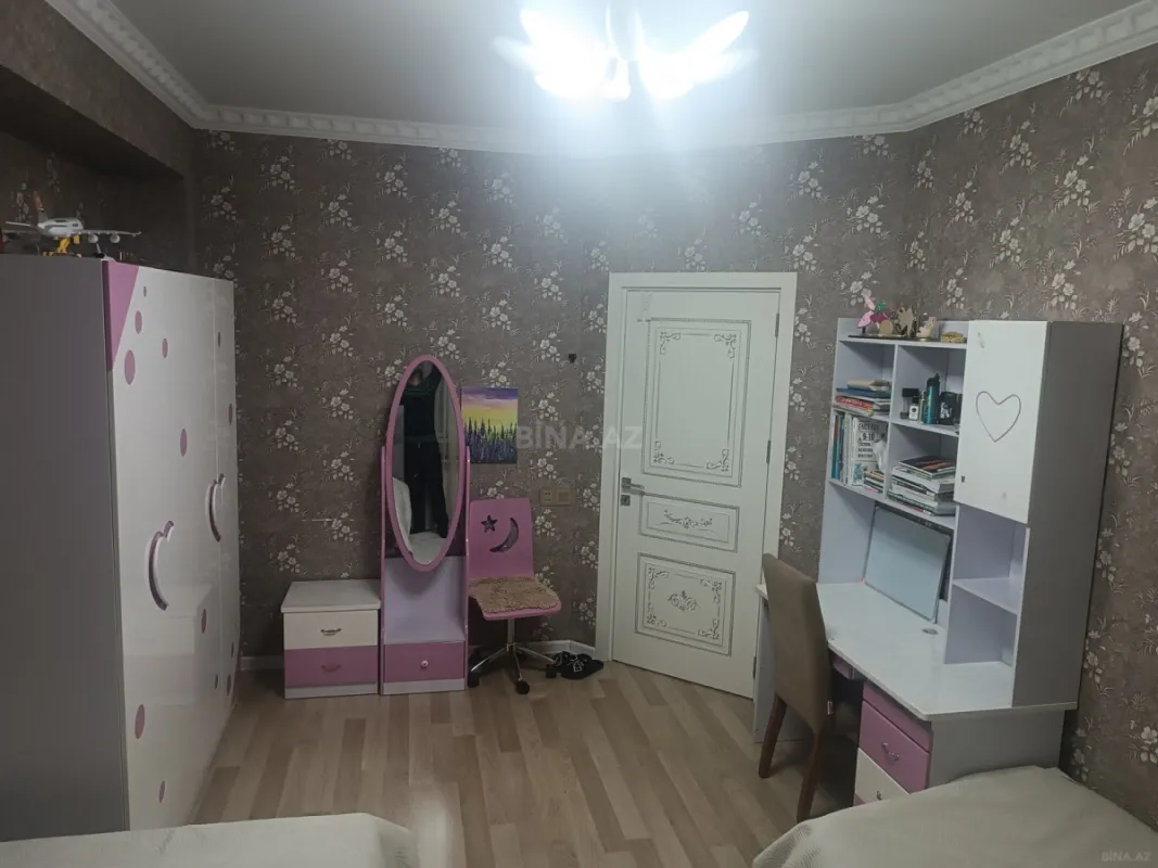 Satılır 3 otaqlı mənzil 120 m²