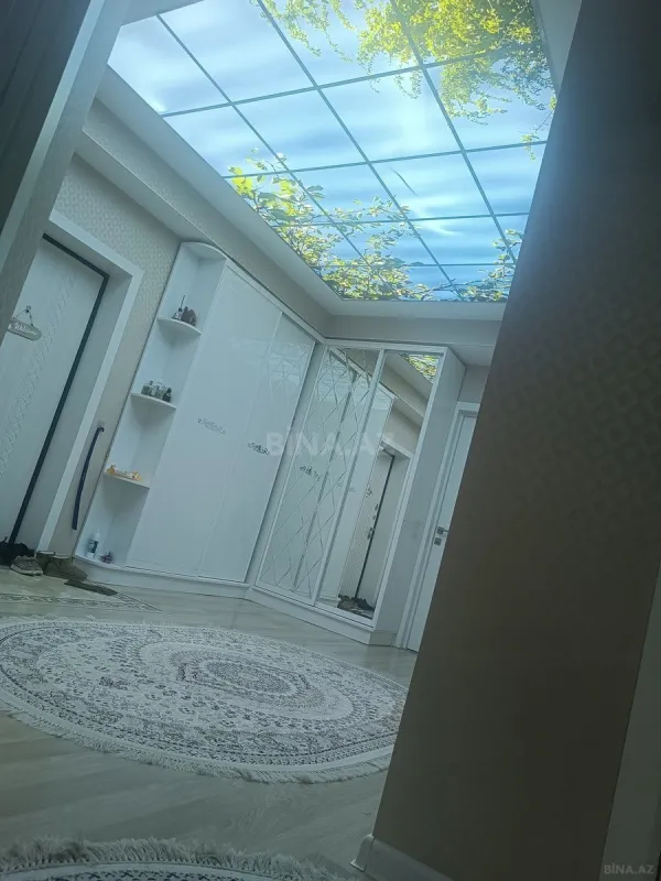 Satılır 3 otaqlı mənzil 120 m²