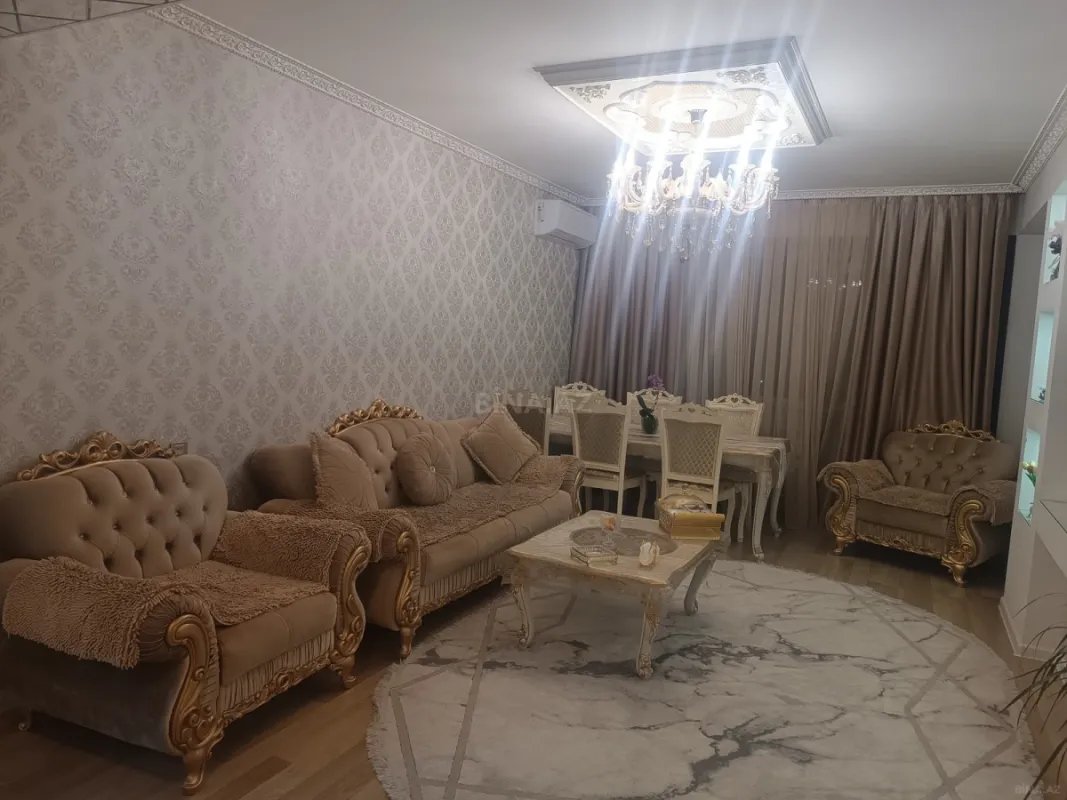 Satılır 3 otaqlı mənzil 120 m²