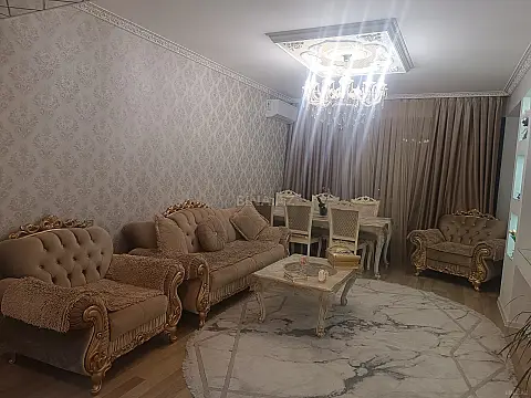Satılır 3 otaqlı mənzil 120 m²