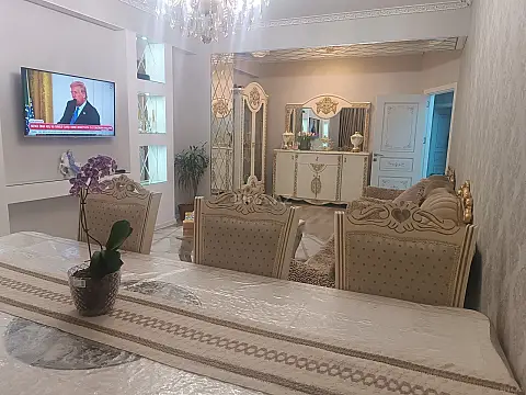 Satılır 3 otaqlı mənzil 120 m²