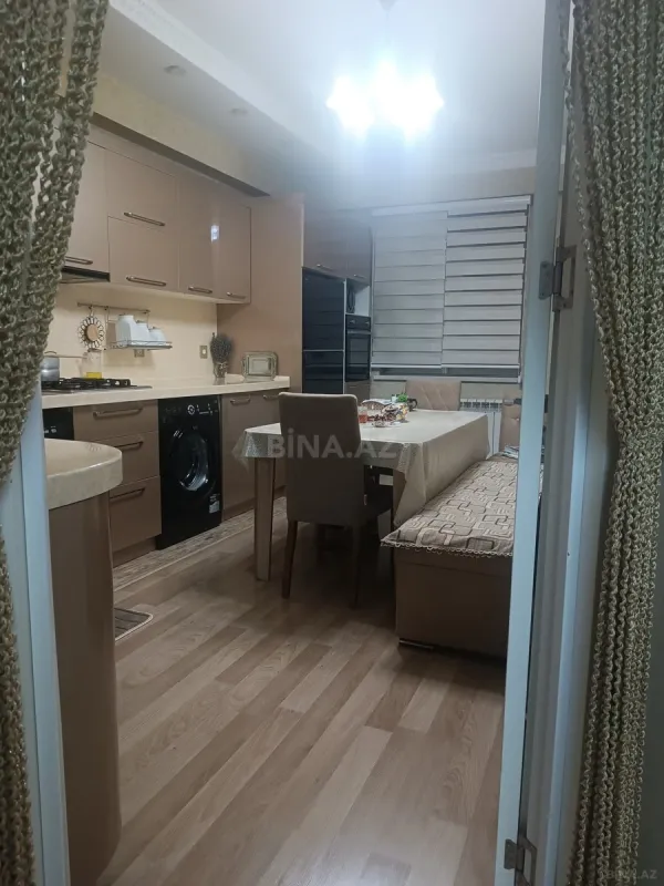 Satılır 3 otaqlı mənzil 120 m²