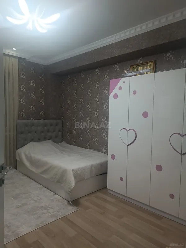 Satılır 3 otaqlı mənzil 120 m²