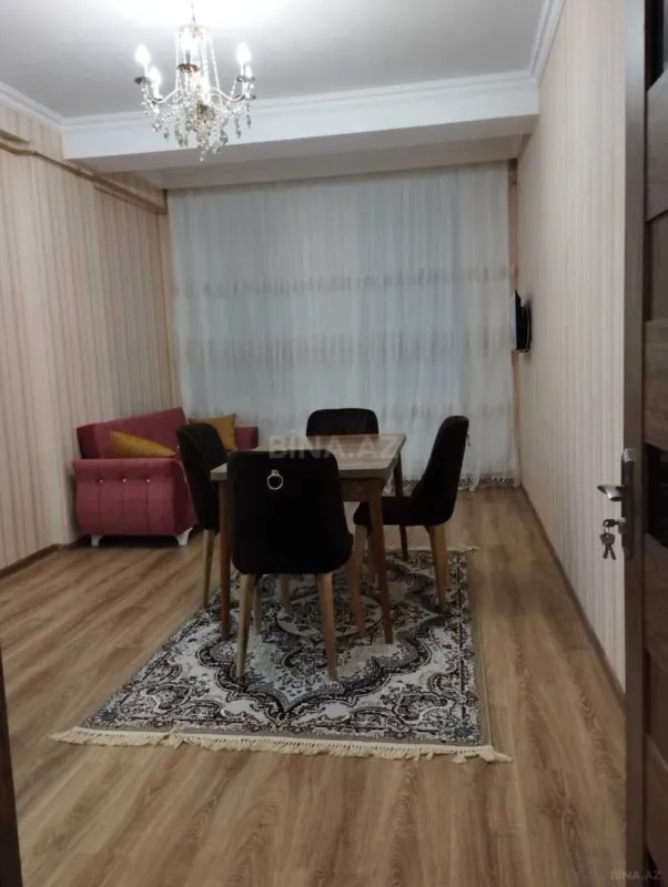 Kirayə verilir 2 otaqlı mənzil 55 m²