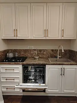 Kirayə verilir 3 otaqlı mənzil 112 m²