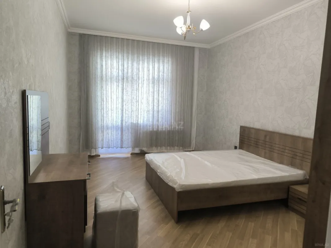 Kirayə verilir 3 otaqlı mənzil 102 m²