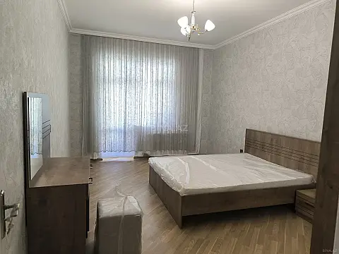 Kirayə verilir 3 otaqlı mənzil 102 m²