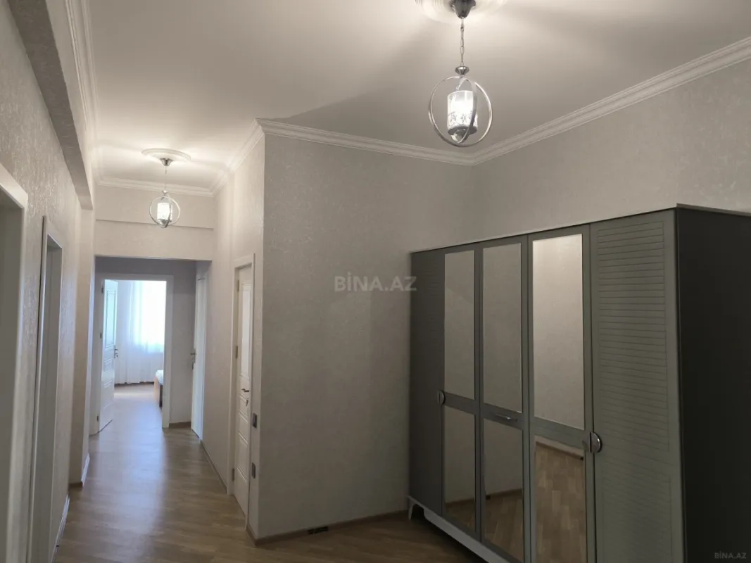 Kirayə verilir 3 otaqlı mənzil 102 m²