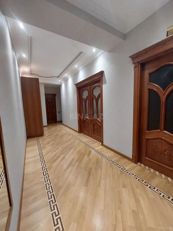 Satılır 2 otaqlı mənzil 90 m²