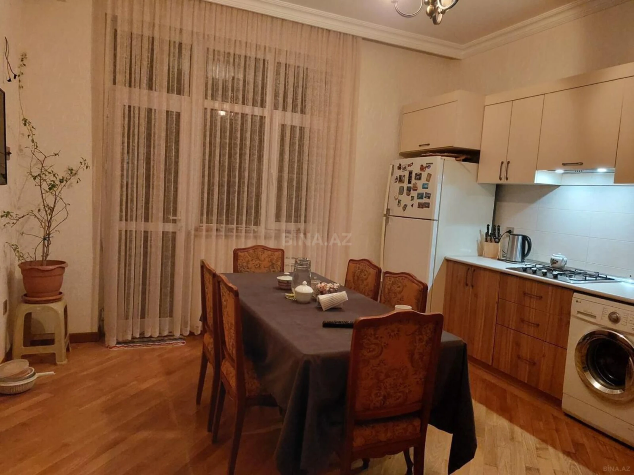 Satılır 2 otaqlı mənzil 90 m²