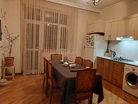 Satılır 2 otaqlı mənzil 90 m²