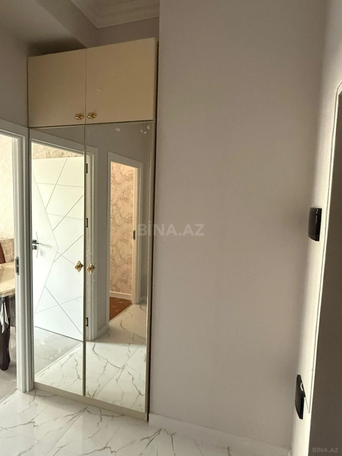 Kirayə verilir 2 otaqlı mənzil 50 m²