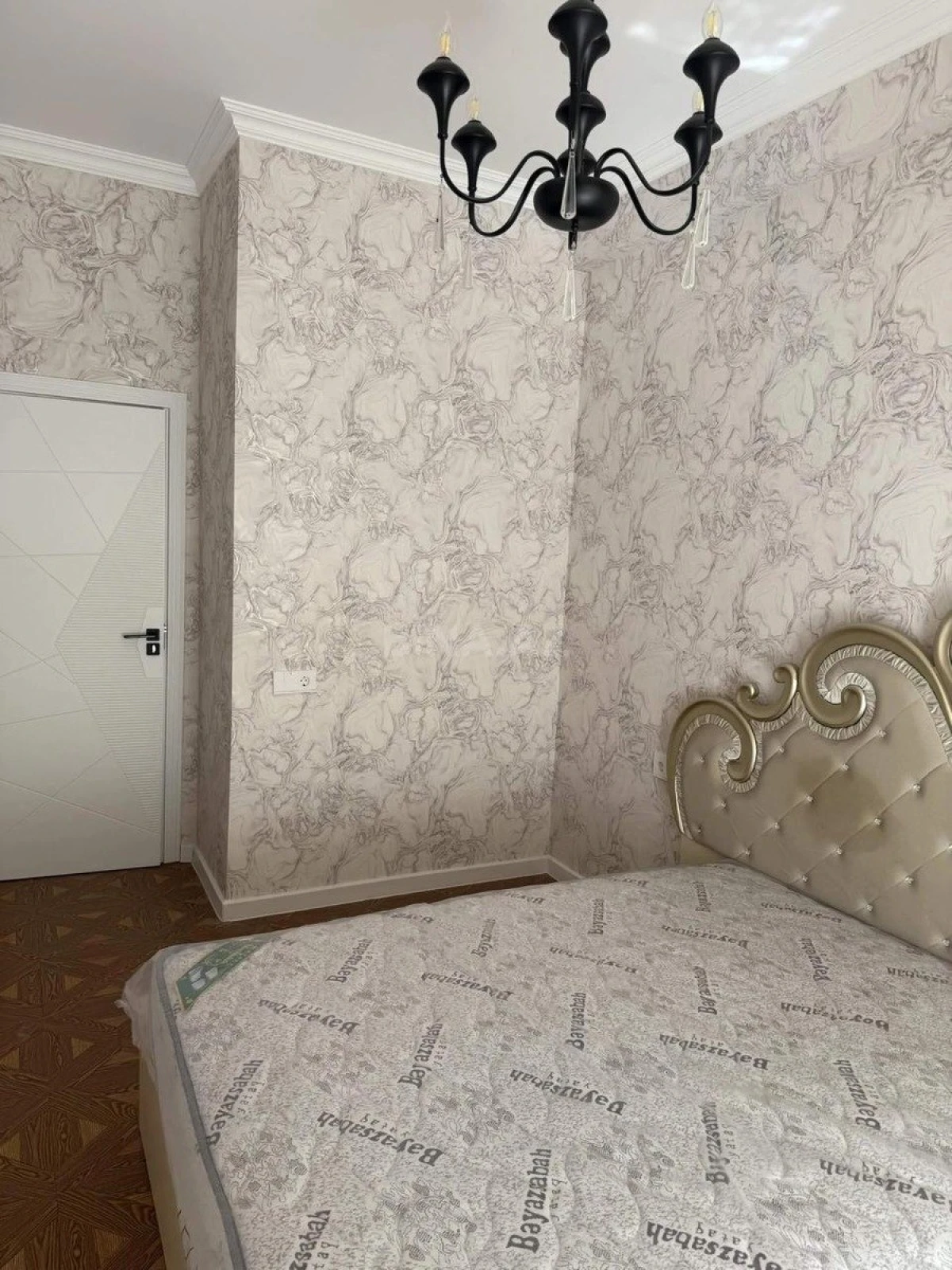 Kirayə verilir 2 otaqlı mənzil 50 m²