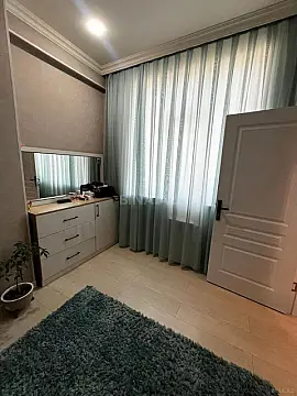 Satılır 2 otaqlı mənzil 58 m²