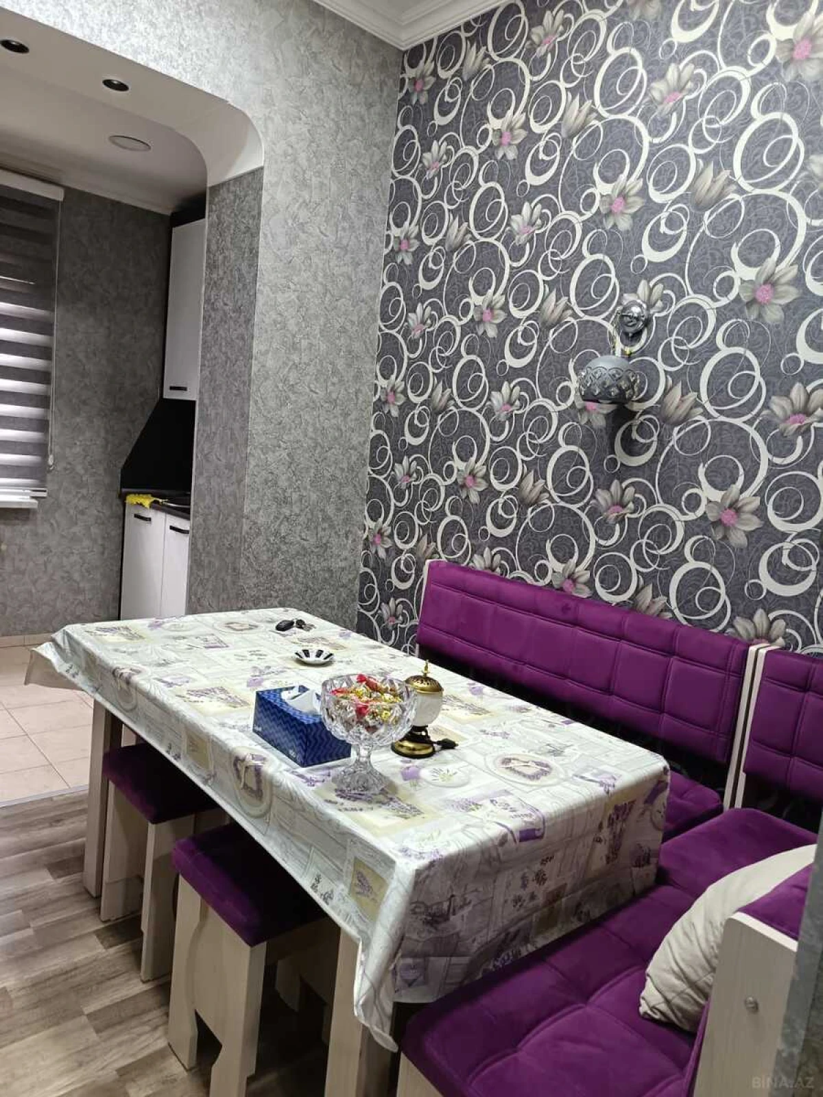 Kirayə verilir 2 otaqlı mənzil 65 m²