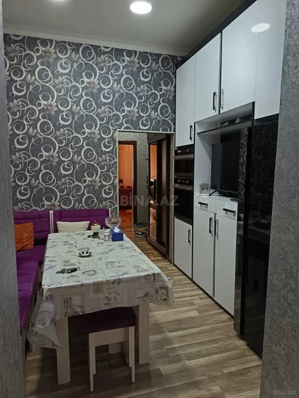 Kirayə verilir 2 otaqlı mənzil 65 m²