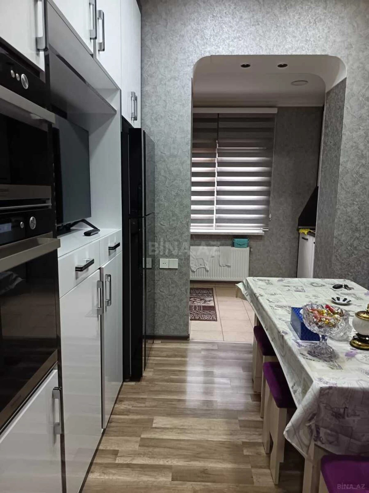 Kirayə verilir 2 otaqlı mənzil 65 m²