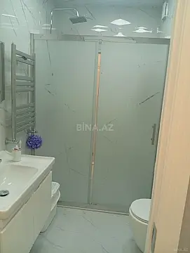 Kirayə verilir 2 otaqlı mənzil 70 m²