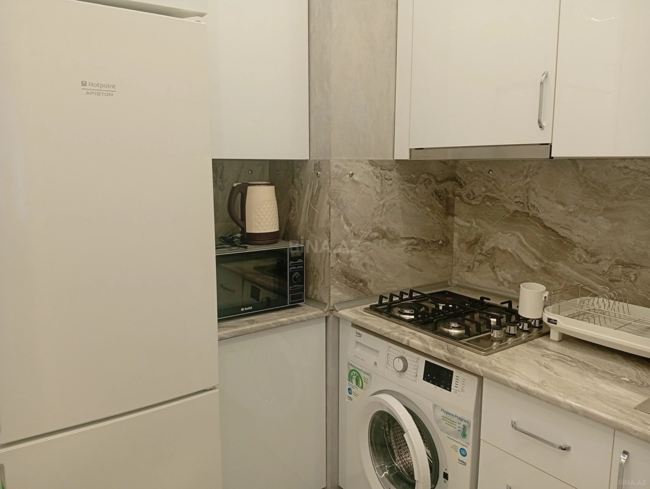 Kirayə verilir 2 otaqlı mənzil 70 m²