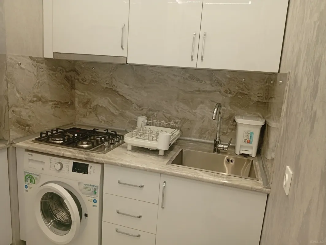 Kirayə verilir 2 otaqlı mənzil 70 m²
