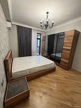 Kirayə verilir 3 otaqlı mənzil 110 m²