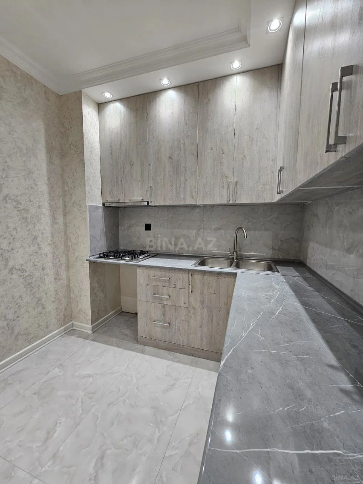 Satılır 2 otaqlı mənzil 54 m²