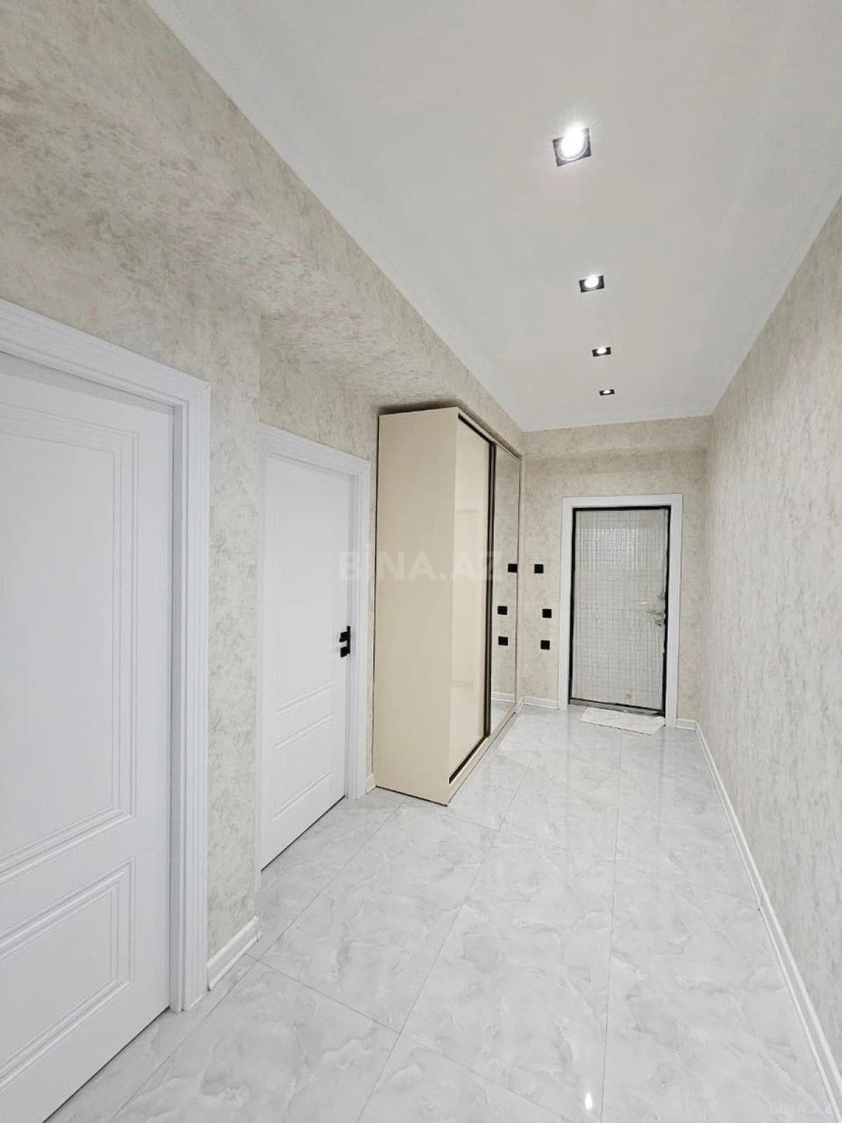Satılır 2 otaqlı mənzil 54 m²