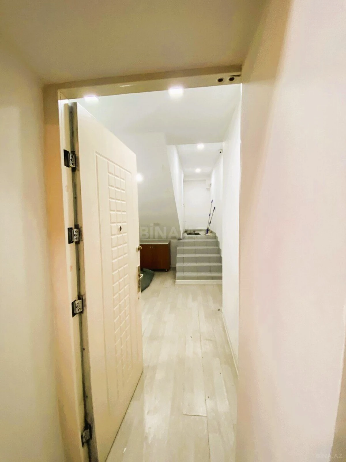 Kirayə verilir obyekt 60 m²