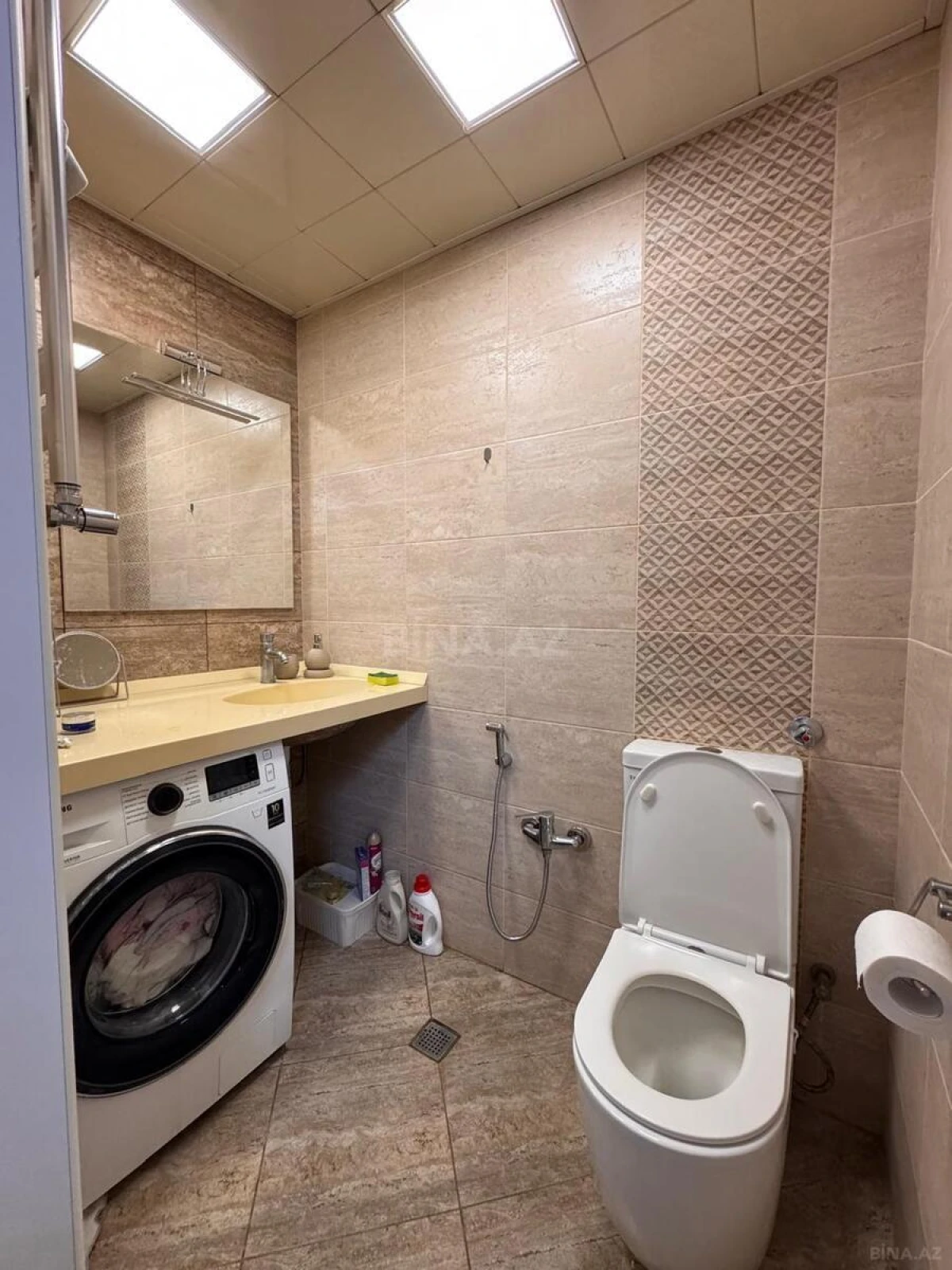 Kirayə verilir 3 otaqlı mənzil 140 m²