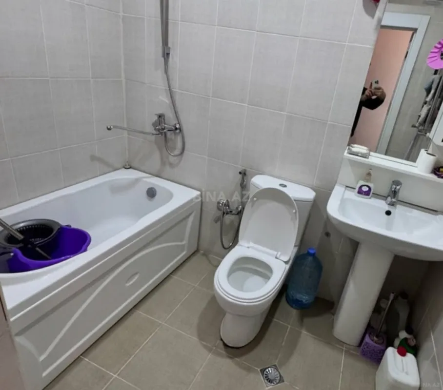 Satılır 2 otaqlı mənzil 65 m²