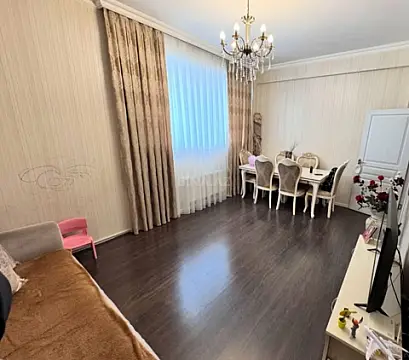 Satılır 2 otaqlı mənzil 65 m²