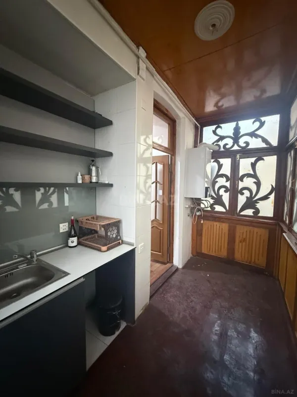 Kirayə verilir 3 otaqlı ofis 105 m²