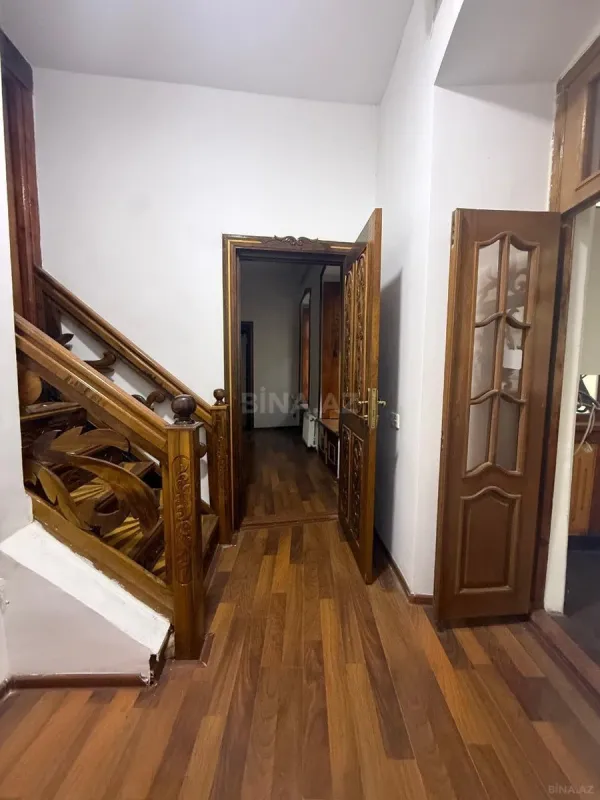 Kirayə verilir 3 otaqlı ofis 105 m²