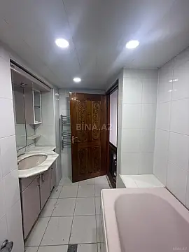 Kirayə verilir 3 otaqlı ofis 105 m²