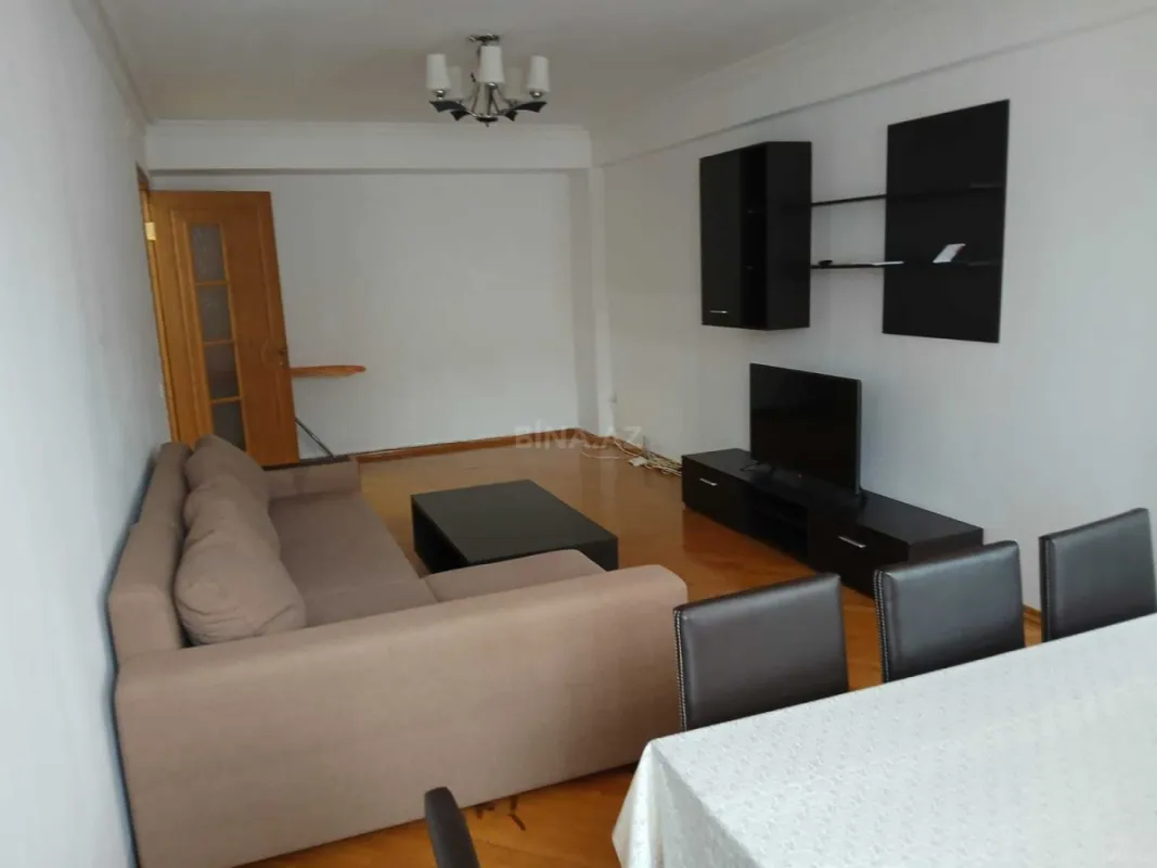 Kirayə verilir 3 otaqlı mənzil 100 m²