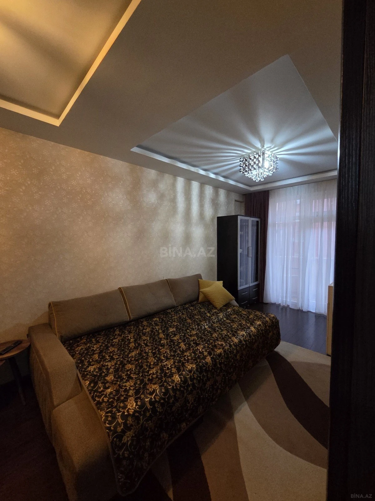 Kirayə verilir 1 otaqlı mənzil 55 m²